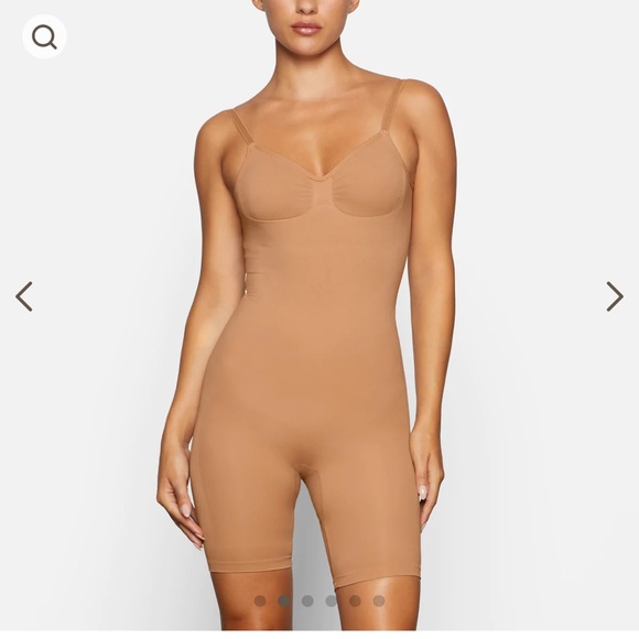 SKIMS SEAMLESS SCULPT BODYSUIT MID THIGH in Ochre Size XS - Picture 2 of 9